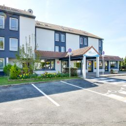 Brit Hotel Reims La Neuvillette