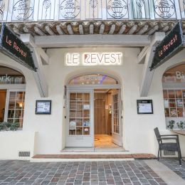 Brit Hotel Le Revest Sainte-Maxime