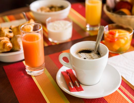 Le petit-déjeuner à table Nantes Saint-Herblain