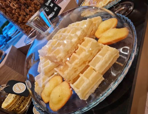 Hotel breakfast in Orleans