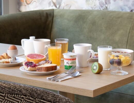 Breakfast at the Brit Hotel Cahors