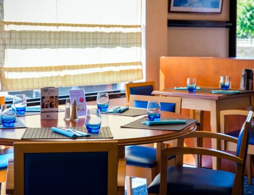 Want to try local food ?